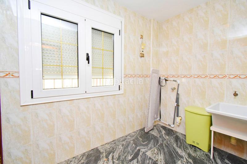 Foto 83d66f2d-29ba-47ae-b762-2b1fed359fe1. Casa con parcheggio in Adra