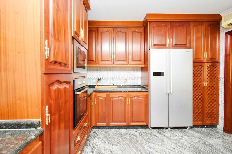 Foto 89c8b266-efd1-4512-a536-4361cffb4b84. Casa con parcheggio in Adra