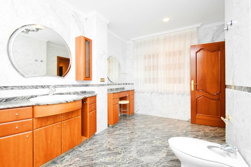 Foto 8b365746-c6cb-425f-b0d5-18f7652b75fa. Casa con parcheggio in Adra