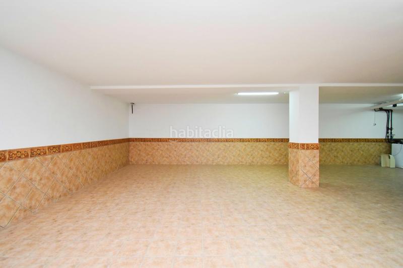 Foto ea074944-150b-4722-b39c-63ec29a78377. Casa con parcheggio in Adra