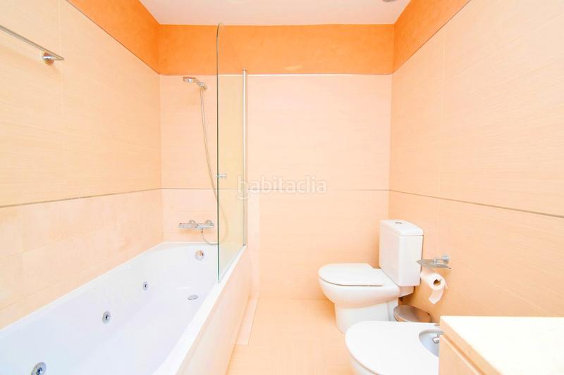 Foto 9d50f015-4996-4a94-b880-b529bec85e6c. Àtic amb aparcament piscina a Almerimar Ejido (El)