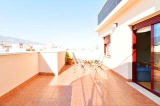 Ático en Ejido Sur. Ático con terraza, garaje y trastero!
