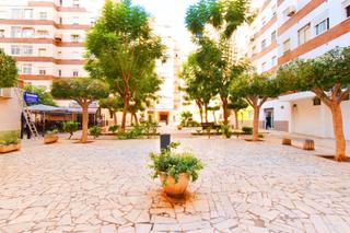 Piso en Oliveros - Altamira. Piso en pleno centro de almería! oliveros