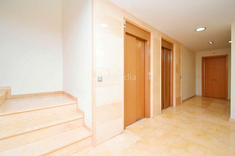 Foto 74768f43-83f2-4a01-b77f-421da69fcf28. Ático  con terraza, garaje y trastero en Ejido Sur Ejido (El)
