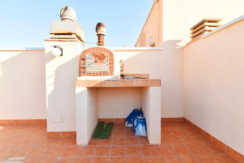 Foto ad18ad7d-cab7-4f82-8b9e-996c376ae5e2. Ático  con terraza, garaje y trastero en Ejido Sur Ejido (El)