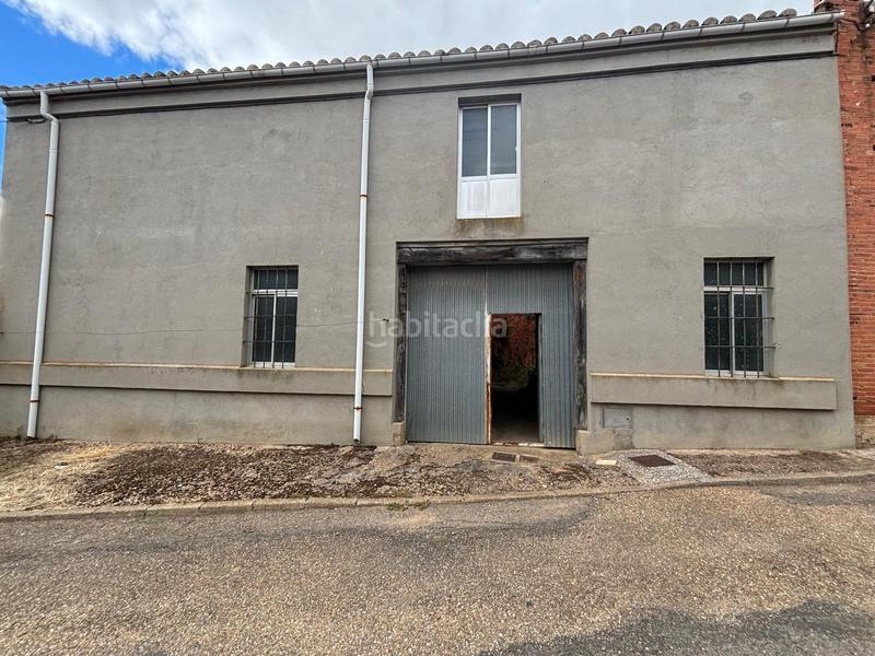 Foto 94be956f-9530-4503-adfd-9df6998abdd8. Casa a calle independencia 17a a Bustillo del Páramo
