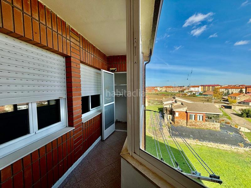 Foto 728dc609-1599-44d0-8ff6-44a963862580. Ático en Bañeza (La)