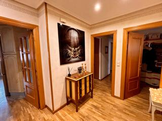 Appartement à Calle david gonzález 15. Piso amueblado, decorado con garaje y trastero