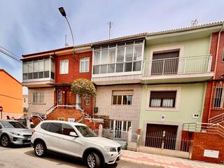 Casa en Calle de gregorio hernández 20. Chalet en el egido