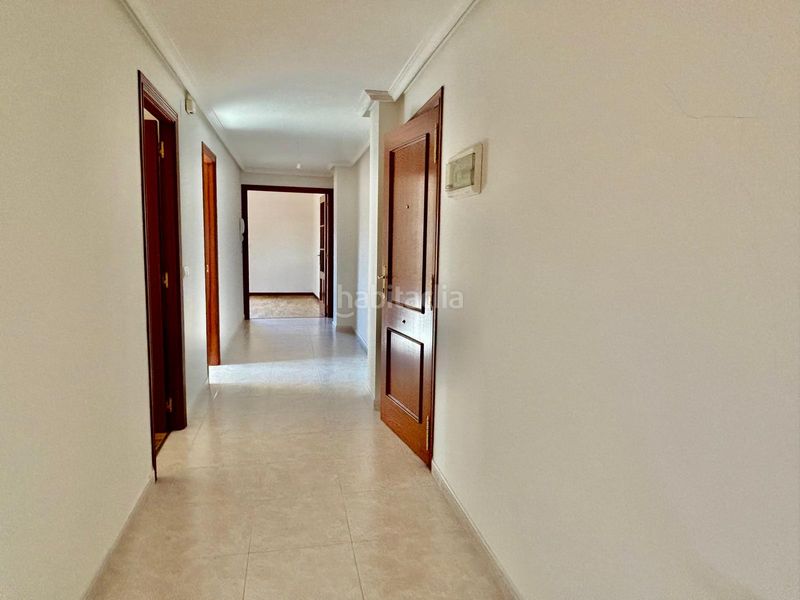 Foto 8de40de9-f95e-44ee-8e10-466c4f89fe66. Ático atico centrico en Bañeza (La)