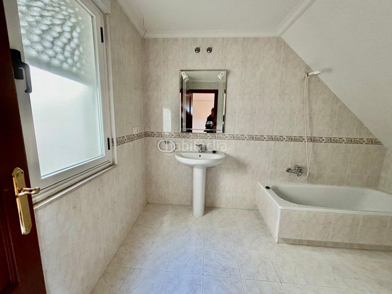 Foto a99fce46-6324-498b-b008-95f1cbdb043c. Ático atico centrico en Bañeza (La)