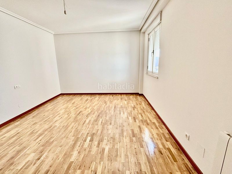 Foto f185febf-d330-4b0b-837c-e7408c234d43. Ático atico centrico en Bañeza (La)