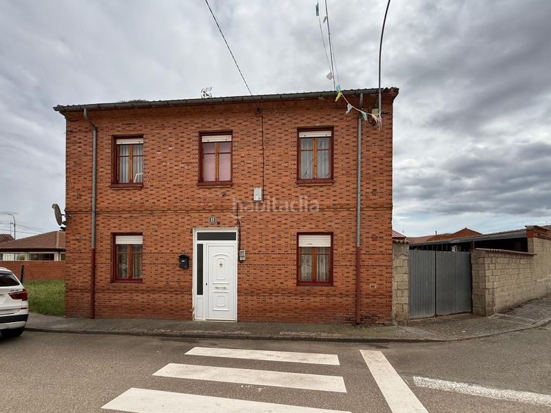 Foto c1ec496f-33e6-49ea-98e4-b175628907c0. Casa a Villazala