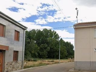 Terreny residencial  Calle chiquita 21. Suelo residencial requejo de la vega