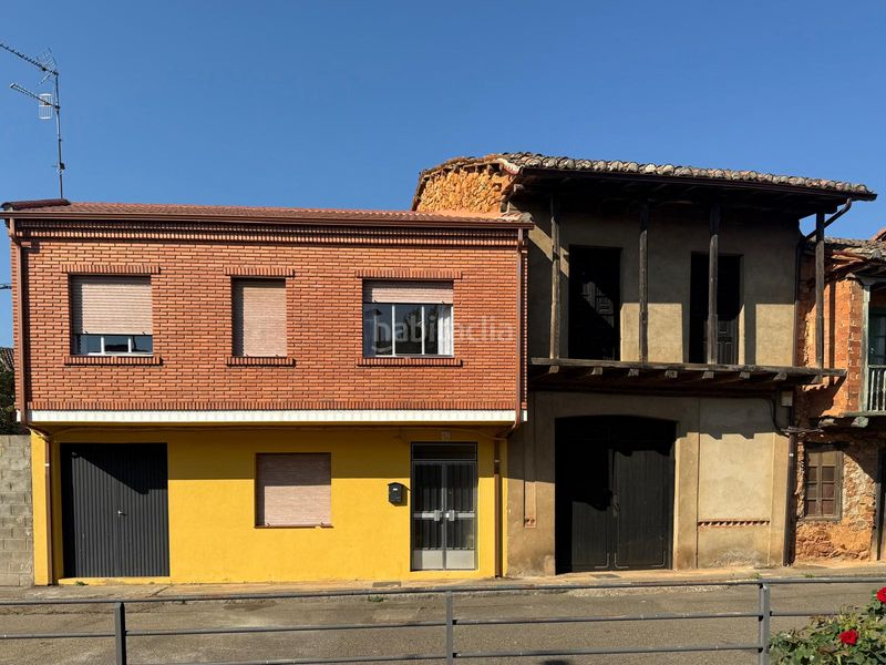 Foto ceb41dd1-20ca-43c1-946b-83d3ac1c0234. Casa a calle la borra 16 a Castrocontrigo