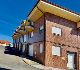 Maison jumelée à Bañeza (La)