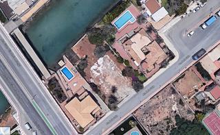 Wohngrundstück in La gola 14. Parcela en venta en la manga del mar menor