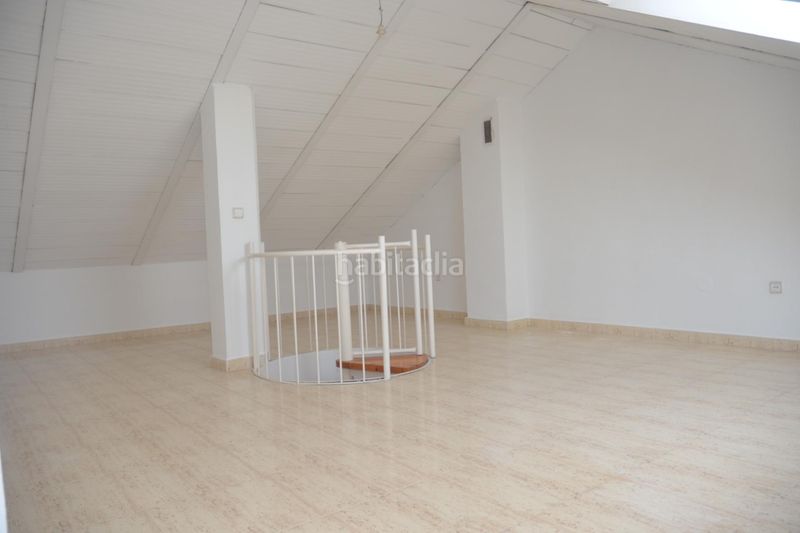 Foto 9950a196-9921-4d73-b99e-89fea14f29b1. Alquiler dúplex duplex en alquiler en los rectores, amplio y luminoso en Murcia