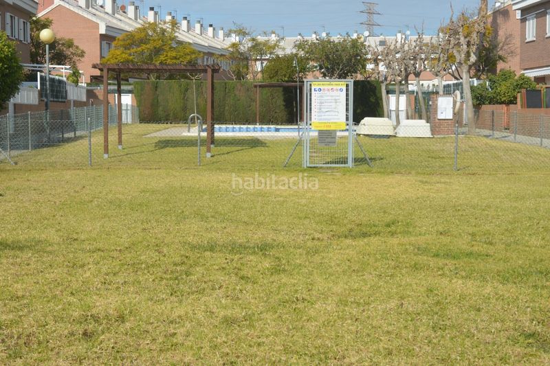 Foto 99646102-d5b1-4f1c-92dd-1358aa926003. Location duplex avec parking piscine dans El Puntal Murcia
