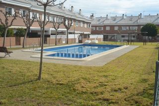 Miete Zweistöckige Wohnung  Calle castaño. Duplex en alquiler en los rectores, amplio y luminoso