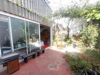Casa in El Puntal. Casa de pueblo tipo loft en venta en el puntal, luminosa, con pa