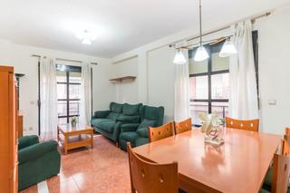 Rent Flat  Calle garcia gallego. Alquiler centrico en el palmar con garaje y trastero