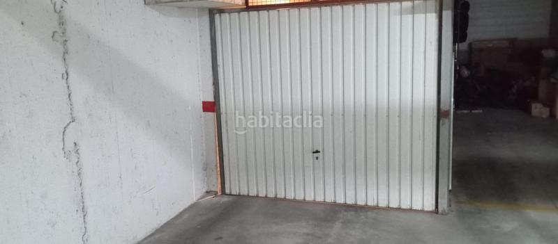 Foto b5e25117-c32a-4177-a721-24d3f9072c6d. Aparcament cotxe a El Palmar Murcia