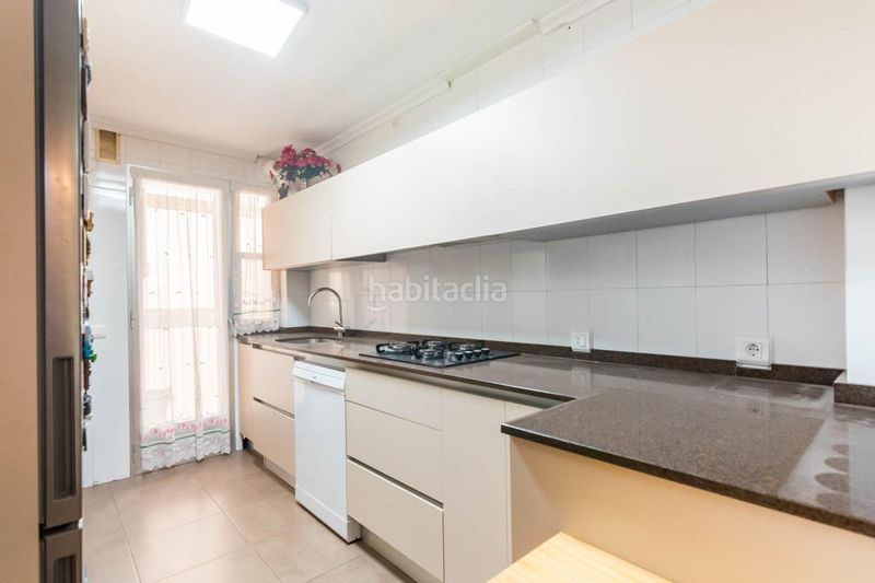 Foto 3d59873b-eacc-4105-8b49-ae7952ff0ebb. Pis amb aparcament a El Carmen Murcia