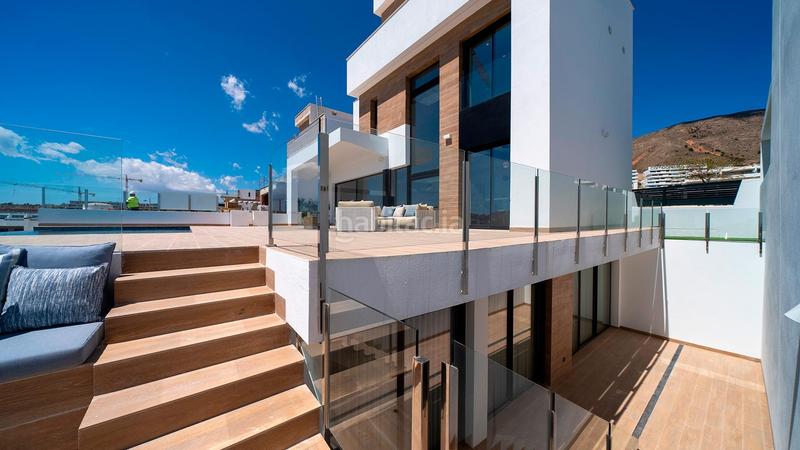 Foto 8f1df0ee-6e59-4a31-b205-f742d62d6f81. Maison avec parking dans balcón de Finestrat-terra marina Finestrat