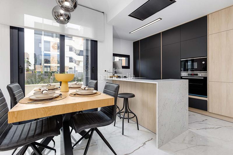 Foto dfe0355b-9e7e-4b46-8334-e815f452601a. Apartamento en Los Almendros Orihuela