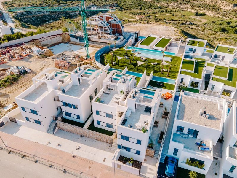 Foto a85aeea5-f7fc-45b2-92ee-fbb5433e188e. Casa amb piscina a La Marquesa Rojales