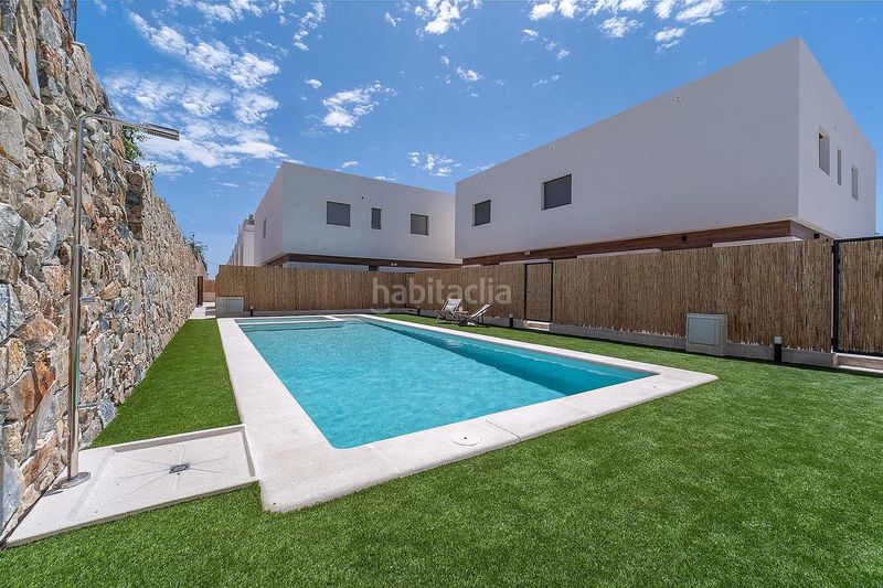 Foto 7081ac37-5e0c-45d2-bbba-d9d0bbe6a1eb. Xalet amb aparcament piscina a Los Almendros Orihuela