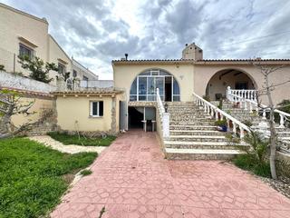 Chalet in Los Balcones y los Altos