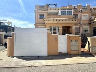 Chalet en Los Almendros
