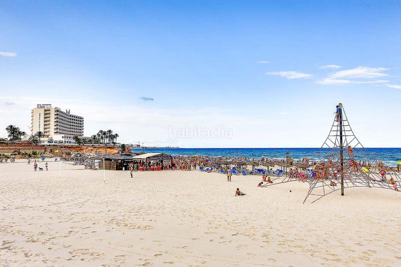 Foto 7759094d-66bc-4e75-a499-62087f6d083f. Apartament amb piscina a Punta Prima Torrevieja