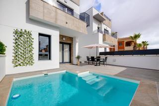 Casa en Zona Carrefour - Urbanizaciones