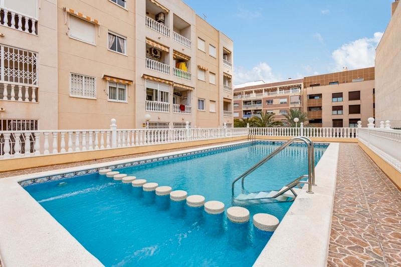 Foto d28285c5-b5e4-477d-9310-b0538ebbffea. Appartement avec piscine dans Antonio Machado Torrevieja
