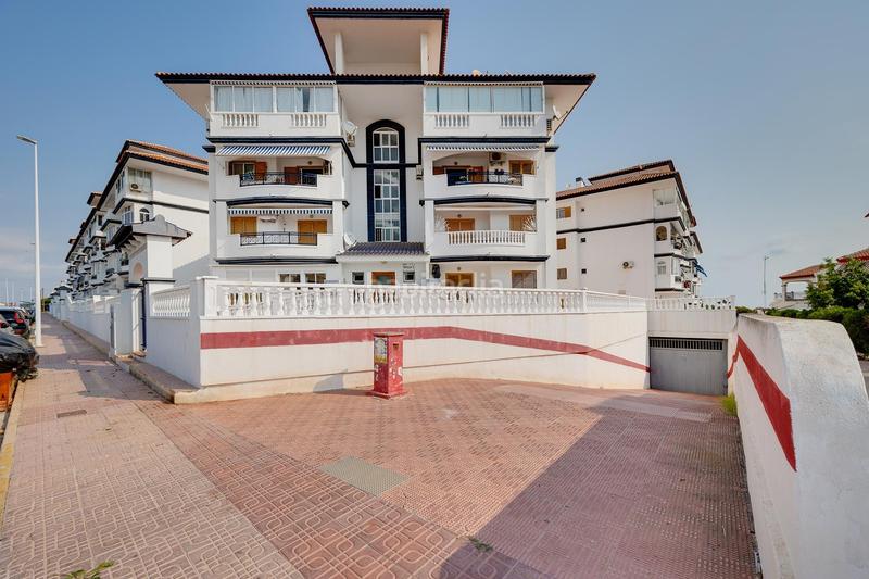 Foto d841a648-191b-48ea-b3fb-588f56e9542f. Appartement mit parking pool in Cañada del Molino Torrevieja