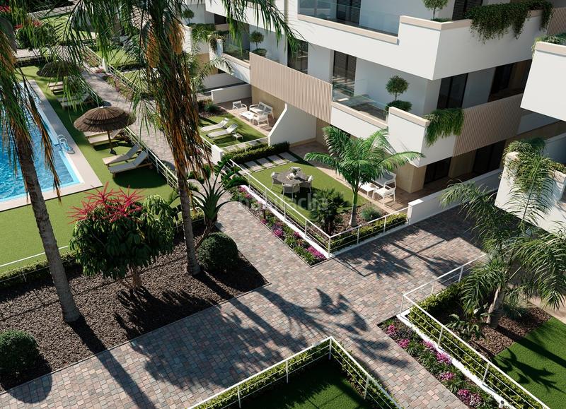 Foto b684ca84-a51e-4ecf-b044-b69b223308a8. Apartament amb aparcament piscina a Mar Menor golf Torre - Pacheco