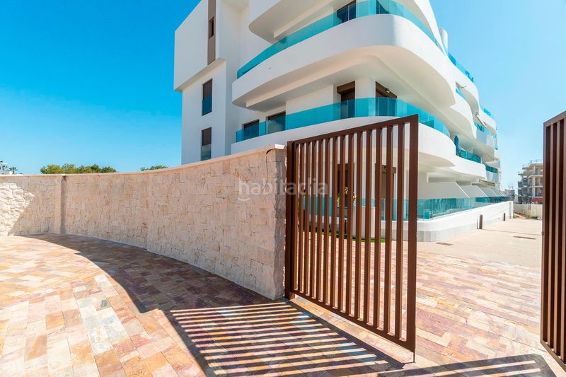 Foto bb533876-6013-4dac-9621-27a298dcf280. Àtic amb aparcament piscina a Playa Flamenca Orihuela