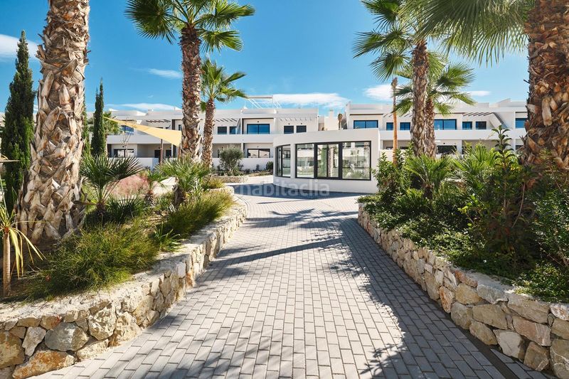 Foto 4a838d29-50ed-49b3-b3a8-c8fa287db753. Casa amb aparcament piscina a La Veleta Torrevieja