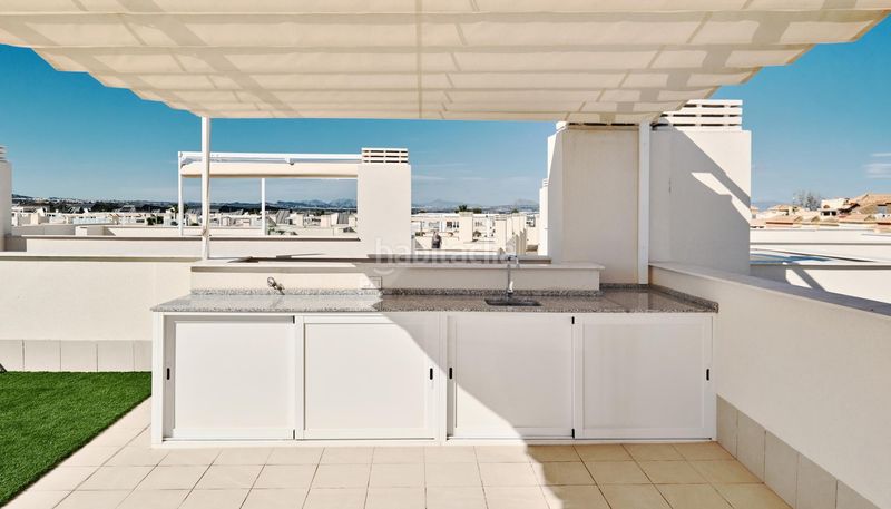 Foto 8dffaa63-efdd-445b-891f-2adeafe30c01. Casa amb aparcament piscina a La Veleta Torrevieja