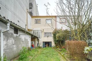Casa adossada a Avenida principal 55. Disfruta del placer de vivir en el centro de curtis en esta fant