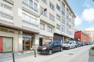 Local commercial à Camiño estreito 8. ¿buscas un espacio amplio y versátil donde dar vida a tus proyec