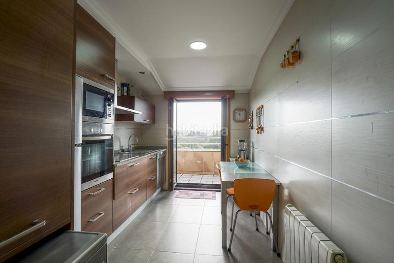 Foto 7c868bf2-1d24-41dc-b4ca-98c66a6848b3. Attique avec chauffage parking dans Boiro