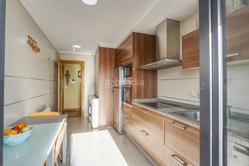 Foto 87090348-8e05-42a0-adf8-00522296d5bc. Attique avec chauffage parking dans Boiro