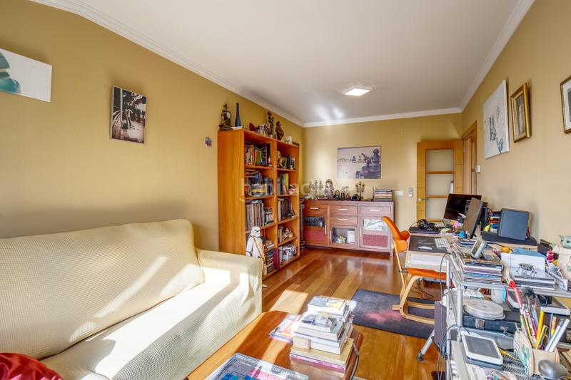 Foto d2c5ffda-d4a2-4a2c-8485-29353c1e8b1d. Attique avec chauffage parking dans Boiro