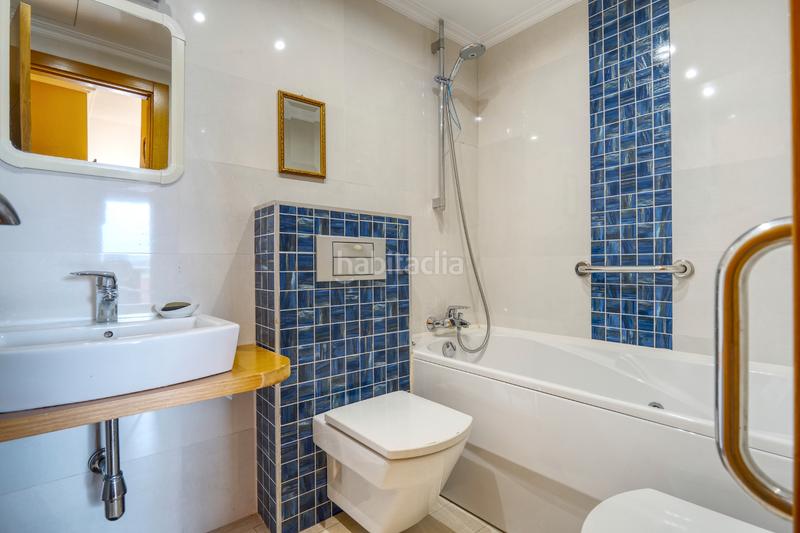 Foto dcc58a5d-b145-4860-b9b1-8498d17ce2bb. Attique avec chauffage parking dans Boiro