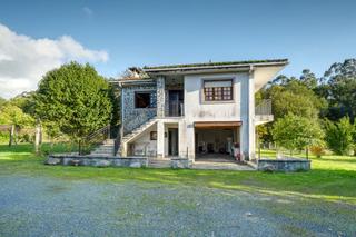 Chalet  Aldea o cabo. Una casa con alma en el corazón de brión, a un paso de santiago