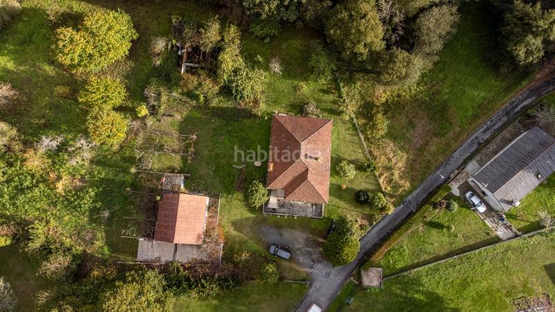 Foto 3dfdf04b-0504-434b-8344-e274172fd3d8. Chalet con camino riscaldamento parcheggio in Brión